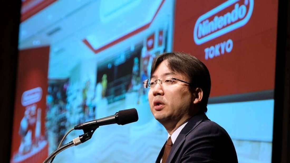 Shuntaro Furukawa, president of Japan's video game company Nintendo, delivers a speech during a briefing of the company's financial results at a hotel in Tokyo on January 31, 2020. - Japanese gaming giant Nintendo reported a leap in sales and profit for the nine months to December, upgrading its full-year profit forecast on strong demand for its popular Switch console. (Photo by Kazuhiro NOGI / AFP)
