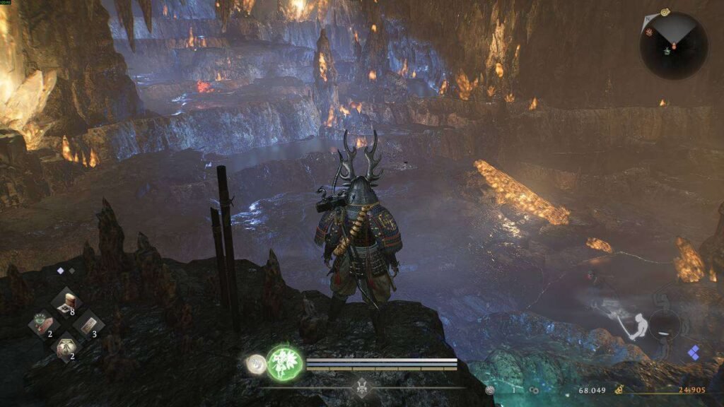 uma caverna pouco iluminada, com monstros espalhados 